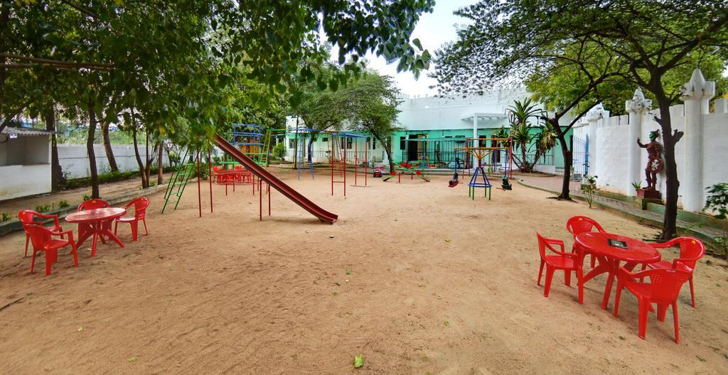 فندق شينايفي  Royal Club المظهر الخارجي الصورة